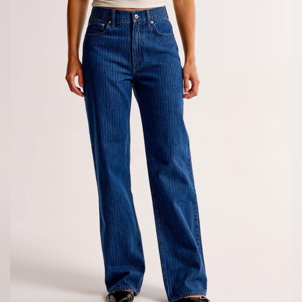 Abercrombie & Fitch The Loose High Rise Jeans